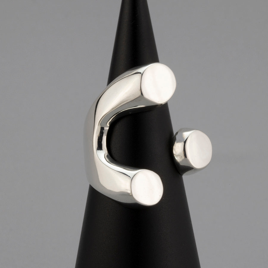 Grip Chunky Silver Statement Ring