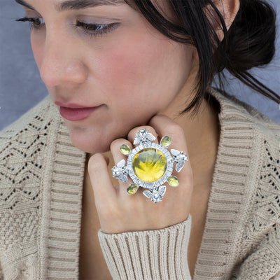 Reina del Panal Oversized Amber Ring