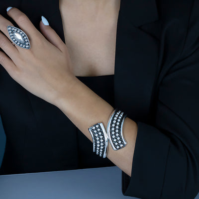 Mexican Waves Clamper Bracelet