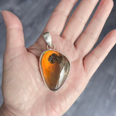 Golden Hour Amber Pendant