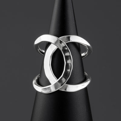 chunky sterling silver interlock ring