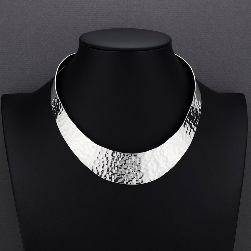 large wide hammmered silver choker necklace