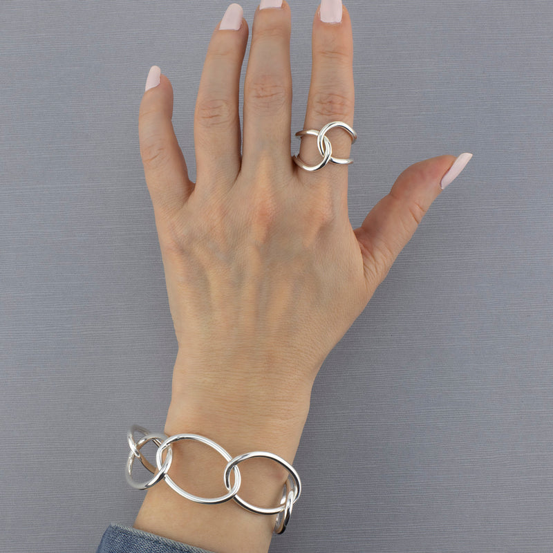 sterling silver interlocking loops ring