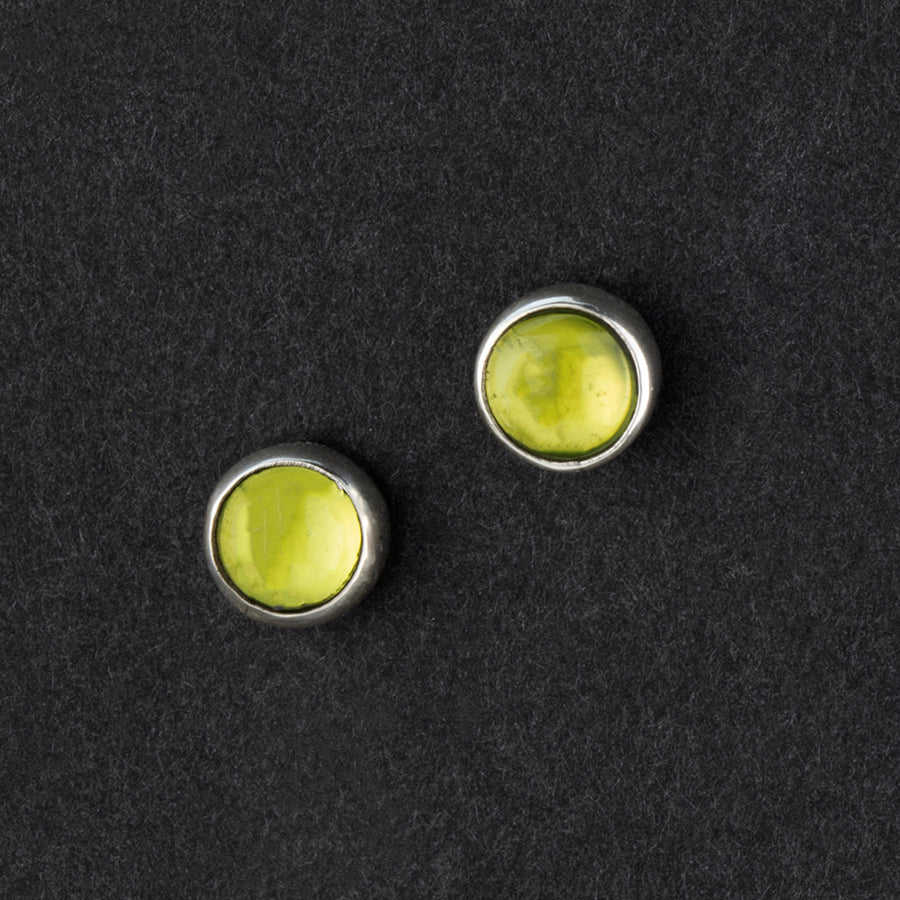 6mm peridot sterling silver stud earrings