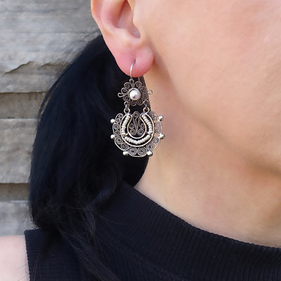 Enchanting Pearl & Gold Filigree Earrings