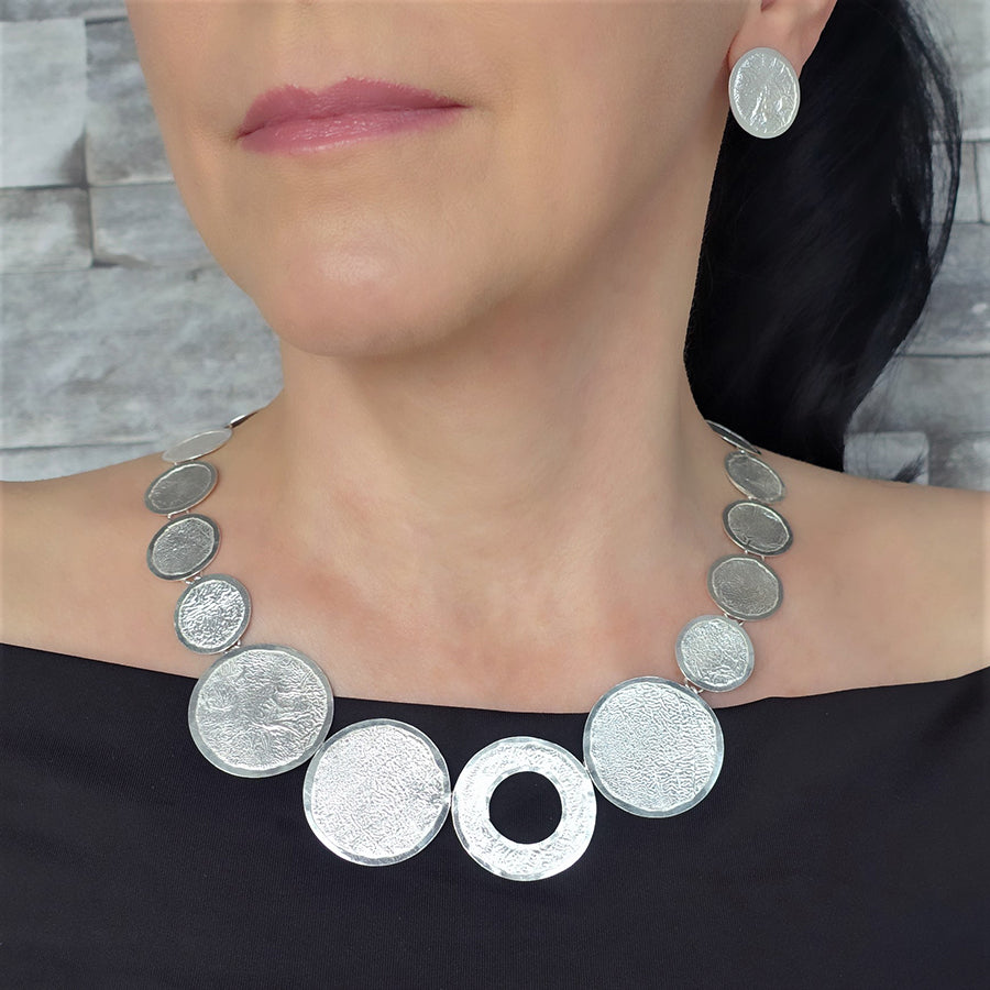 Lele silver on sale circle necklace