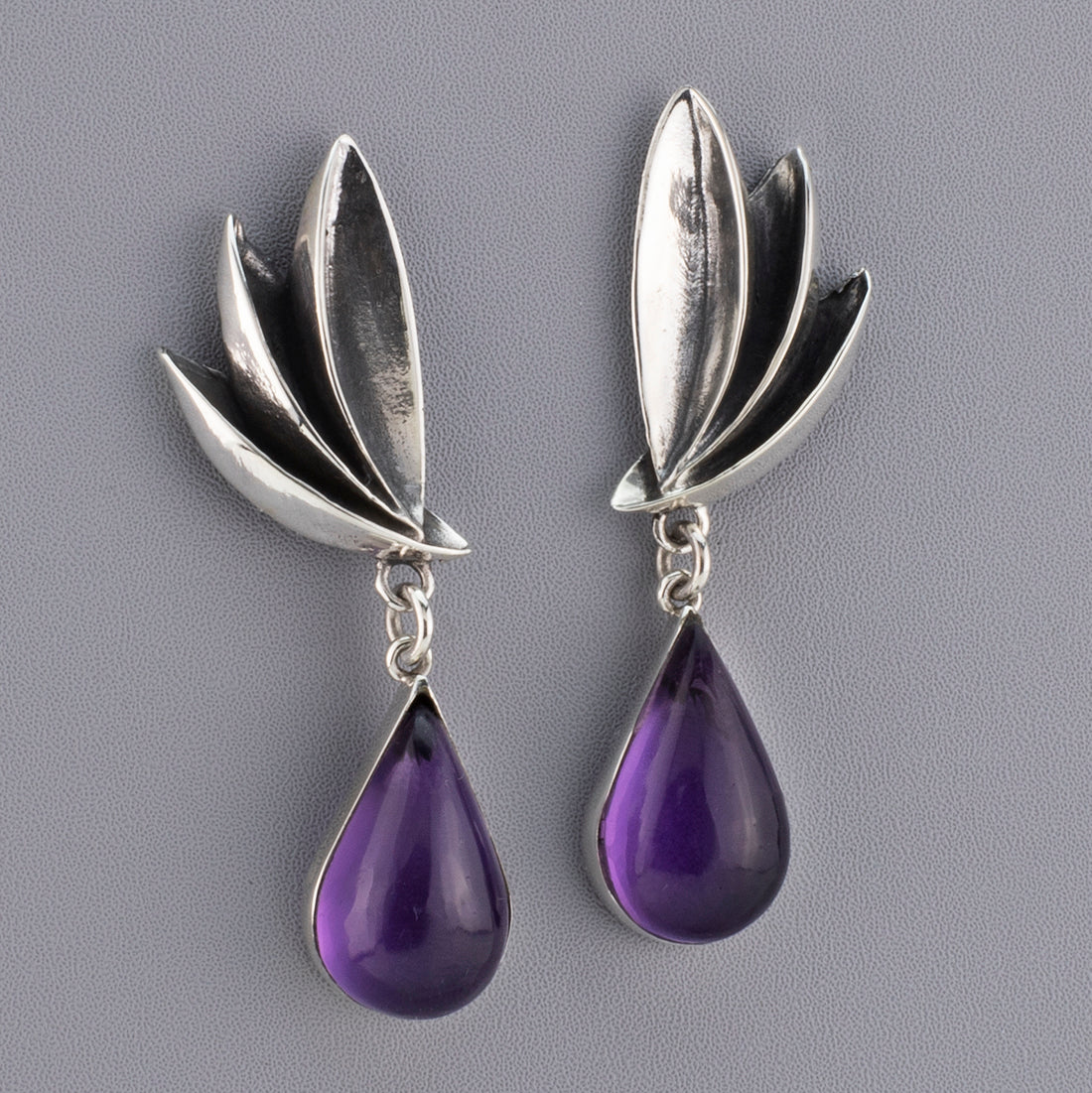 agave earrings with amethyst