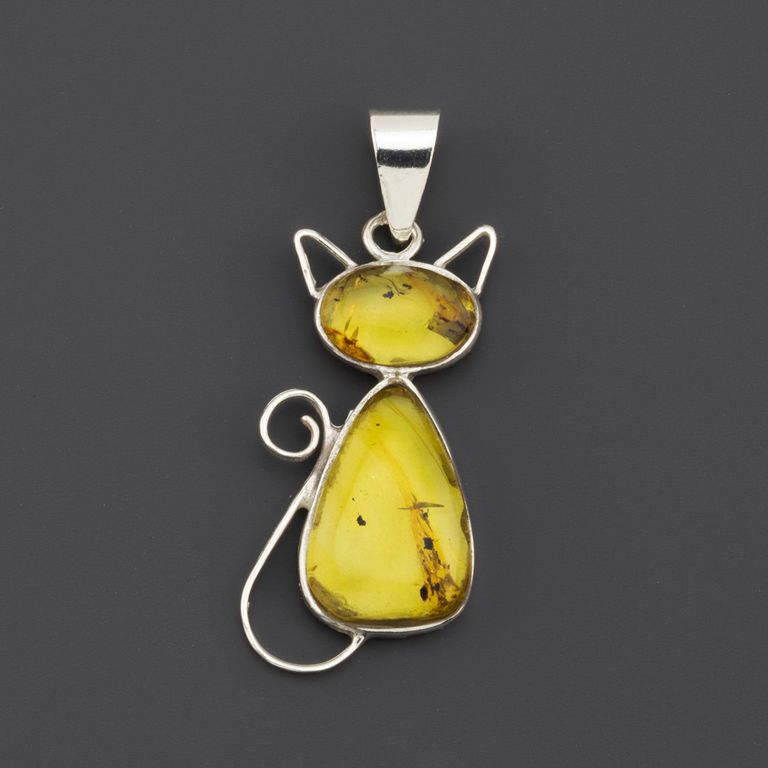 amber cat pendant