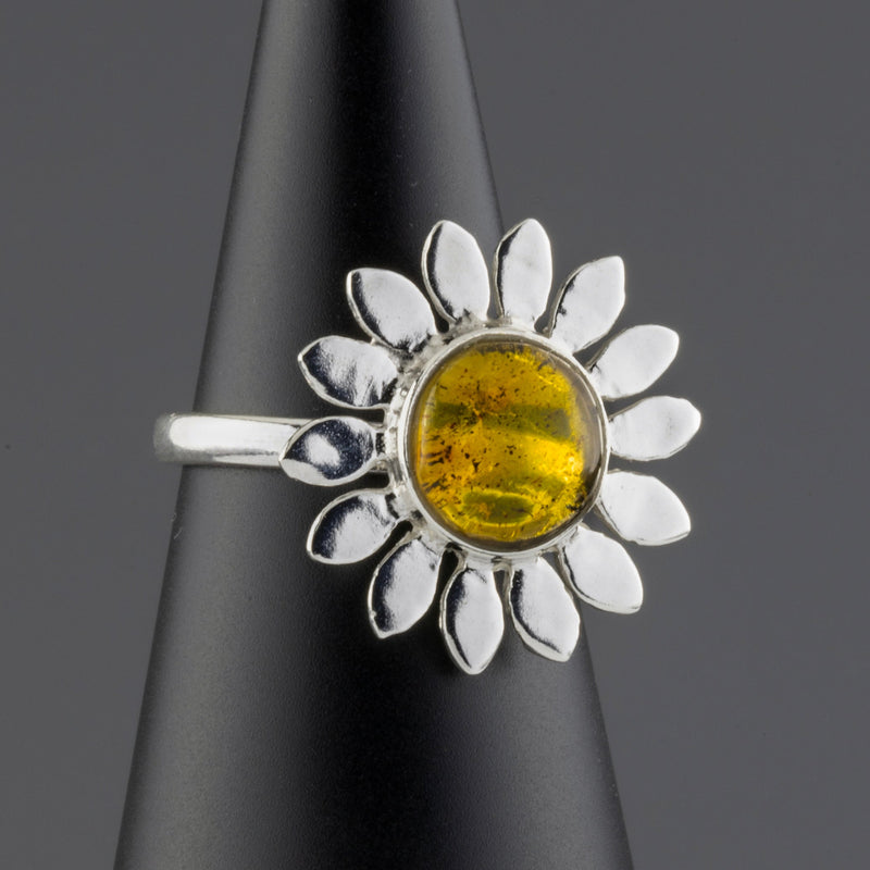 amber daisy ring
