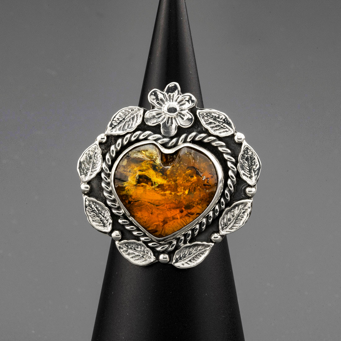 Corazón de Tierra Amer Ring