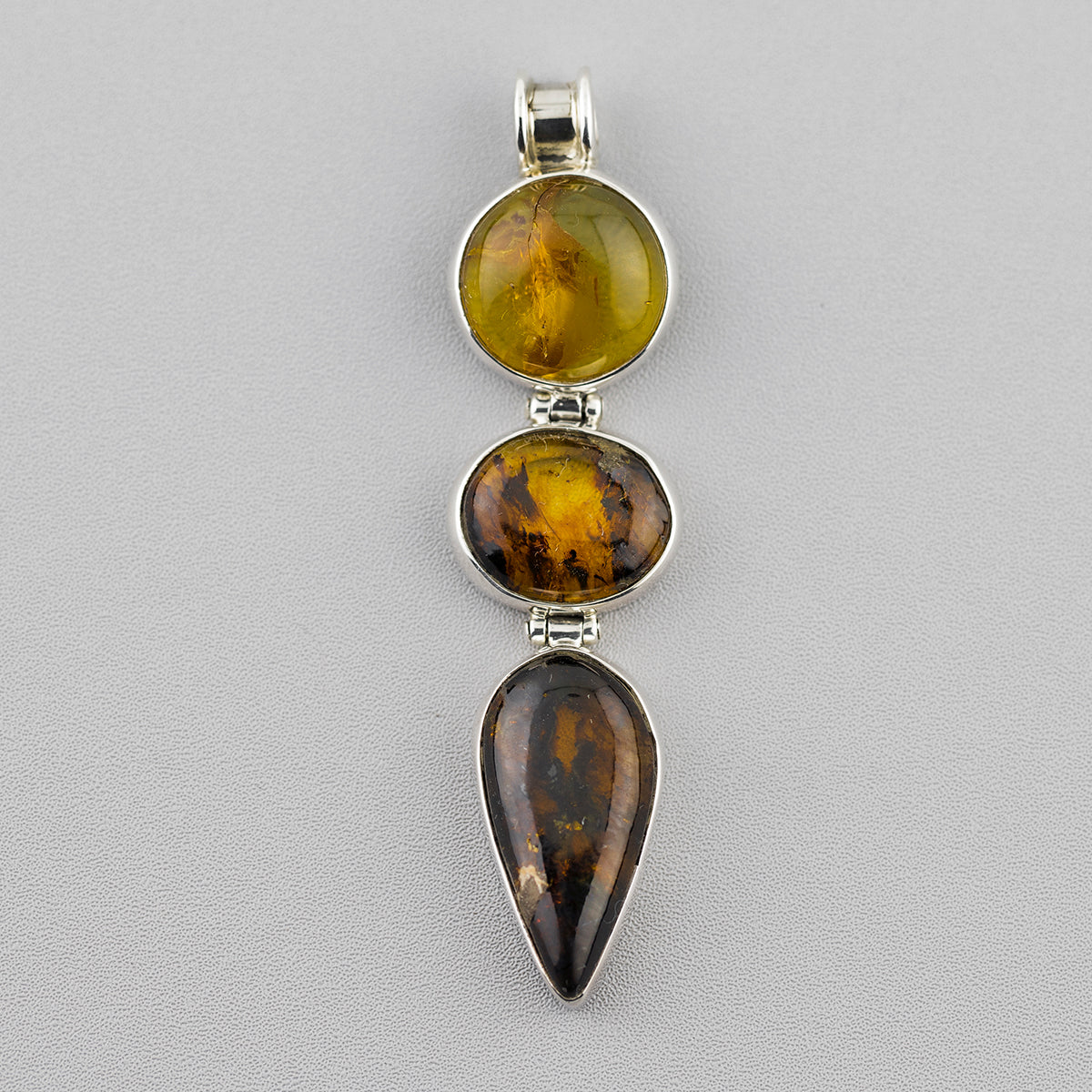 amber triple stone pendant