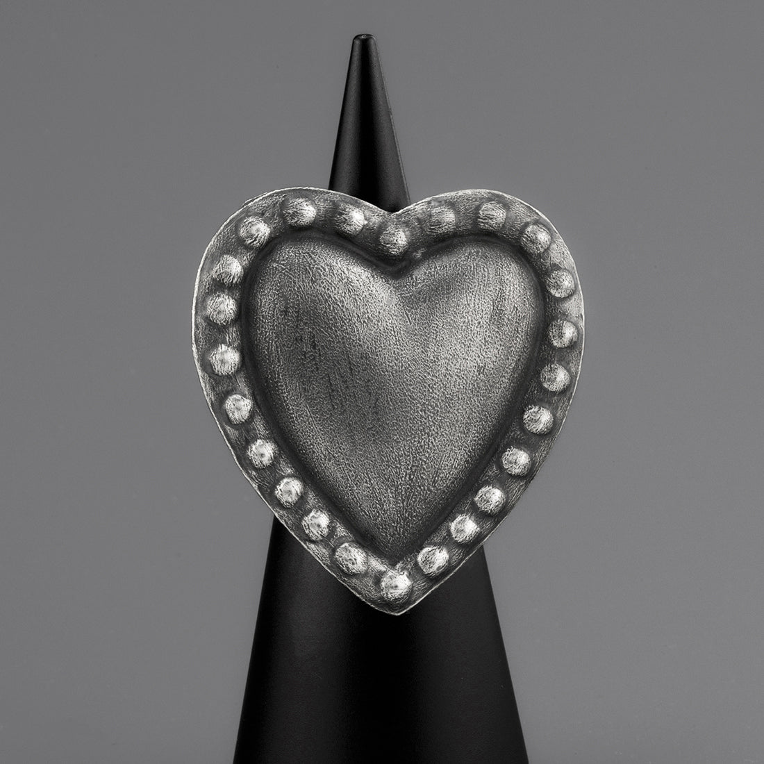 antique heart statement ring