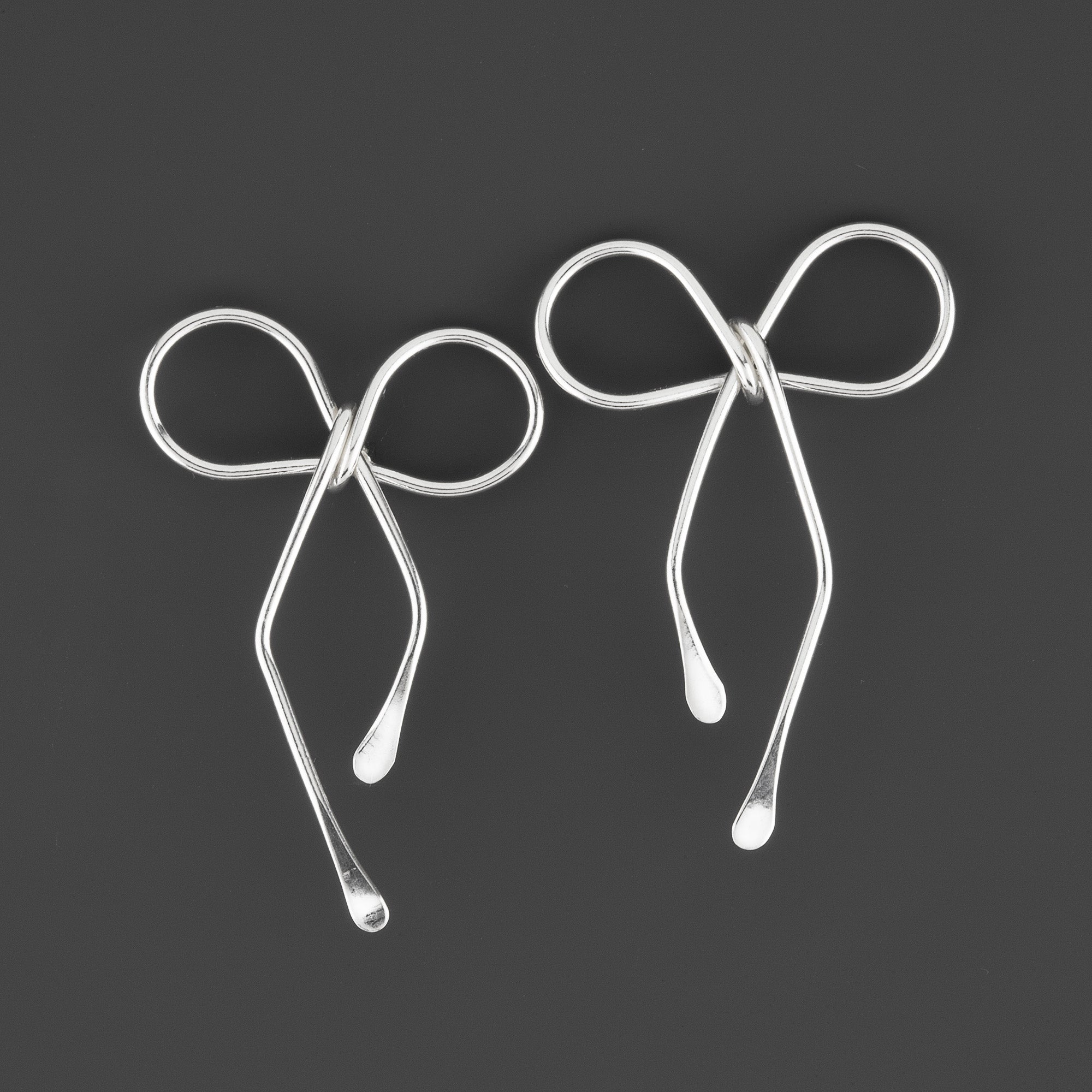 bow sterling silver stud earrings