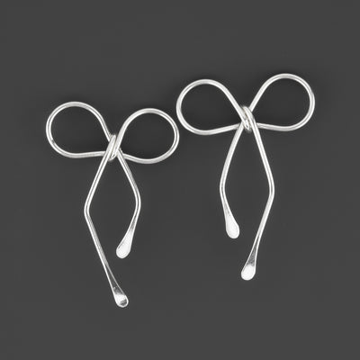 bow sterling silver stud earrings
