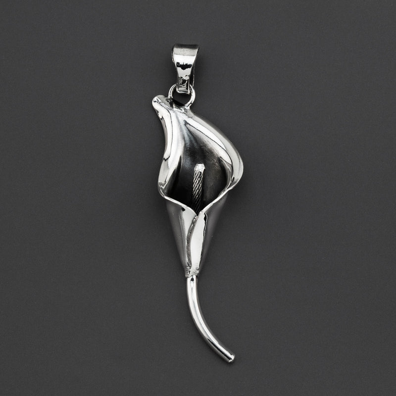 calla lily Mexican silver pendant