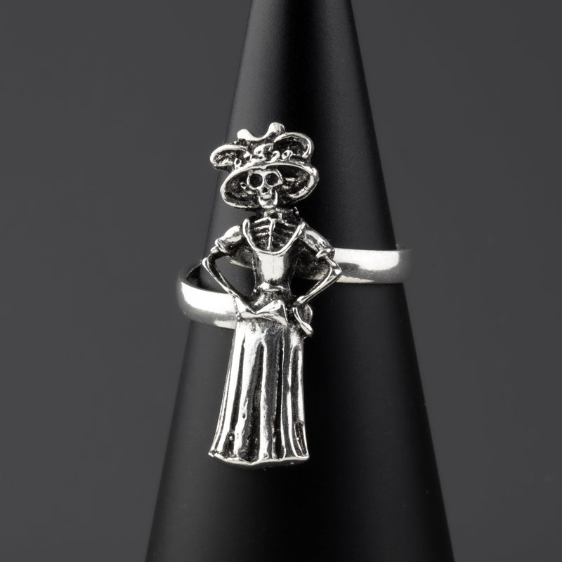 Catrina Charm Artisan Silver Ring