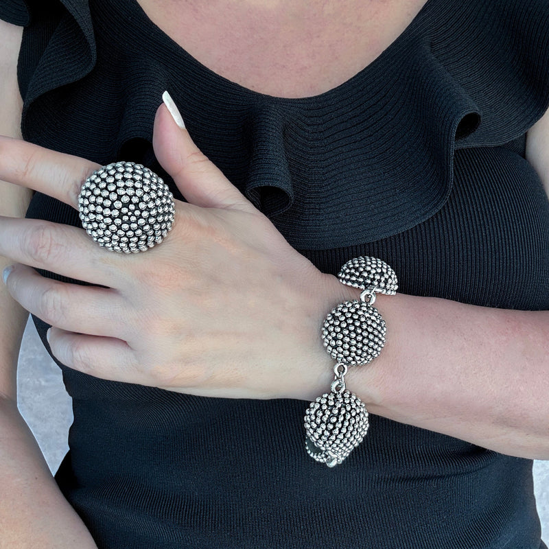 Caviar Link Bracelet