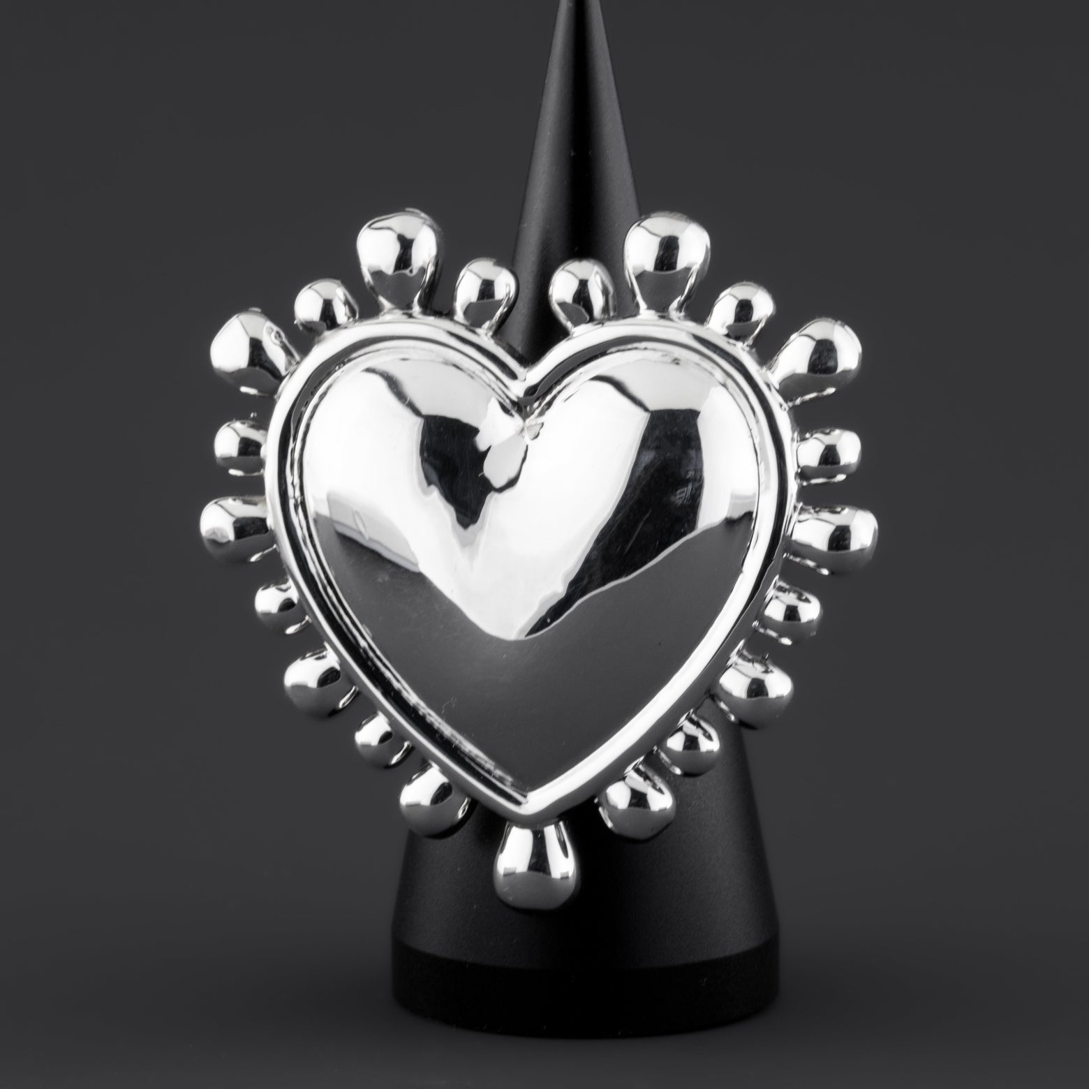 chunky heart ring