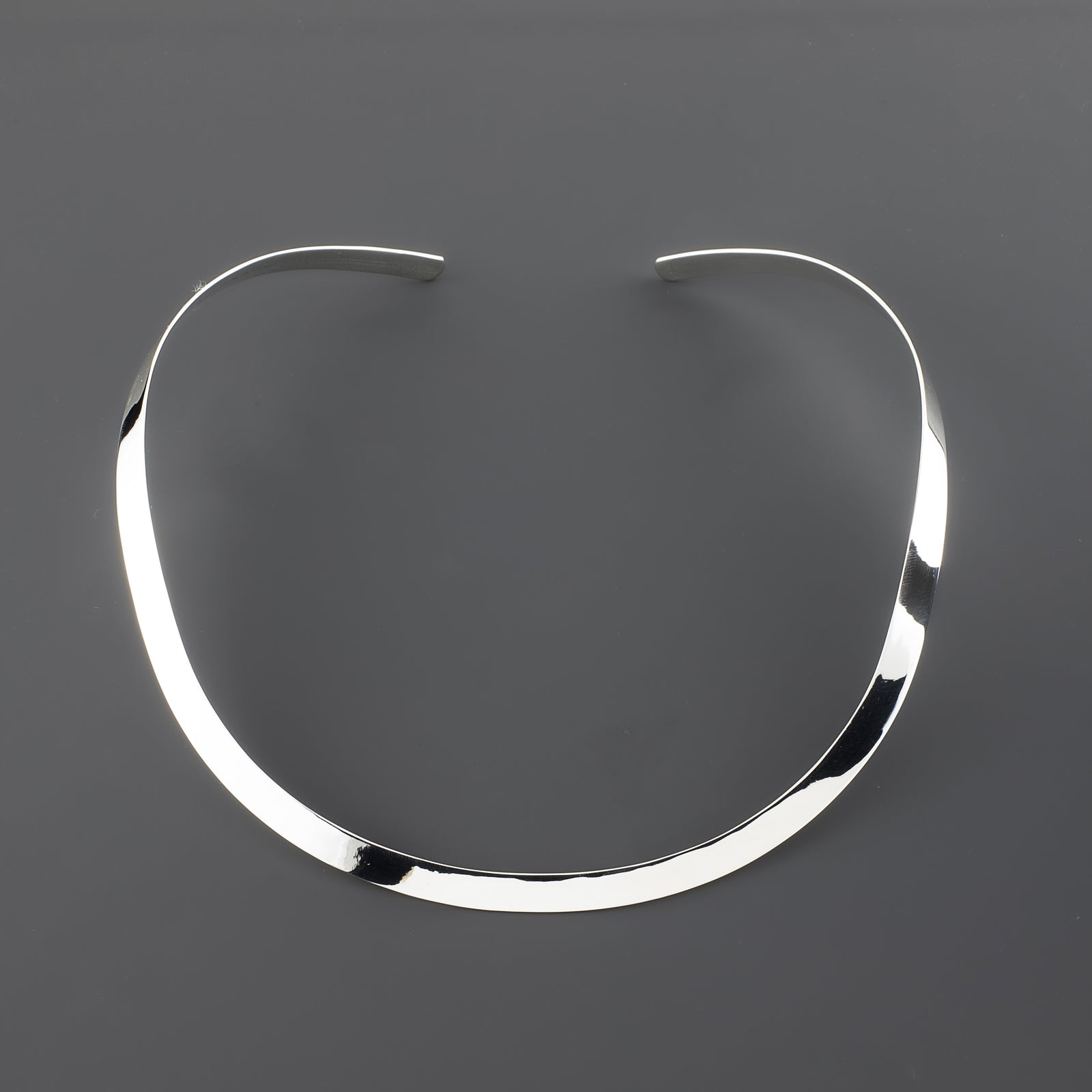 Perfectly Plain Collar Necklace