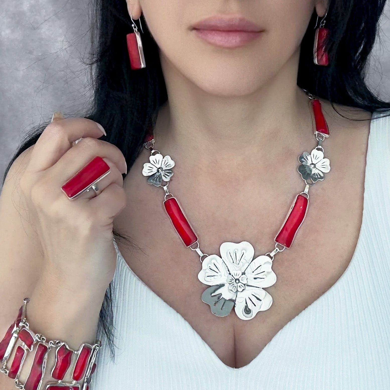 Red Fernopaa Necklace (購入者あり) One of Kind Red Coral Floral Necklace - Reveka Rose