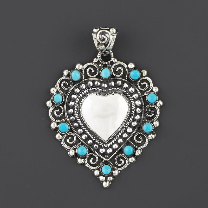 corazon de amor Mexican silver pendant
