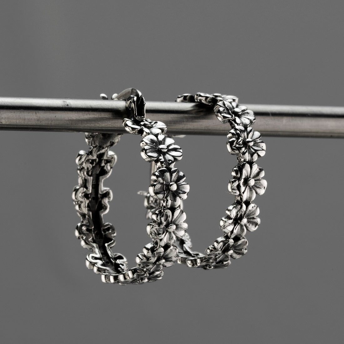 daisy sterling silver hoop earrings