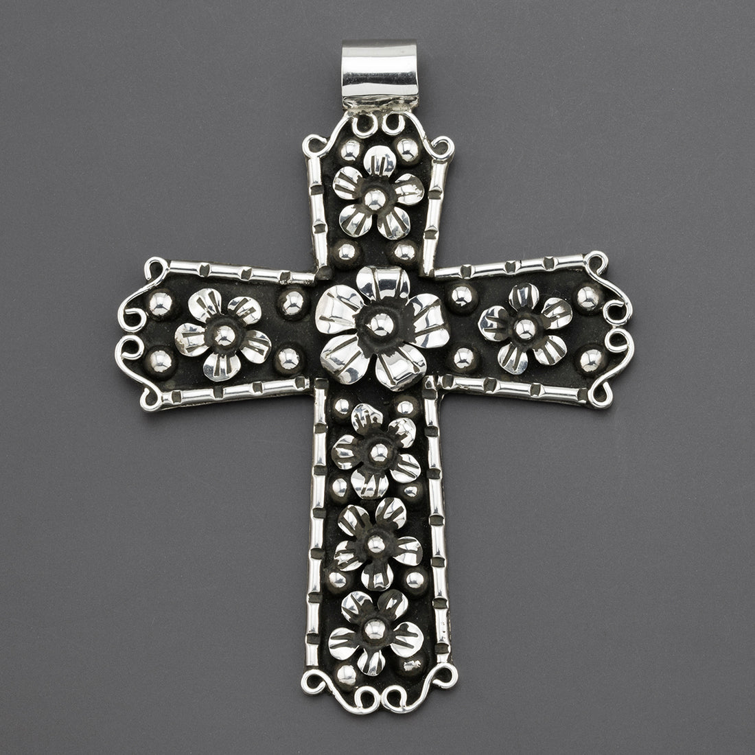 Divina Mexican Silver Cross Pendant - Reveka Rose Divina Mexican Silver Cross Pendant - Reveka Rose