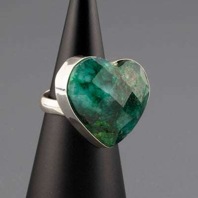 Jungle Heart Emerald Ring