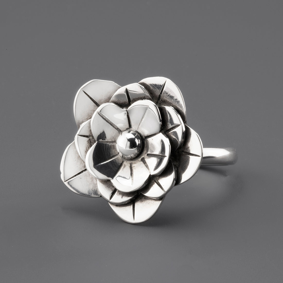flora majestica Mexican silver ring