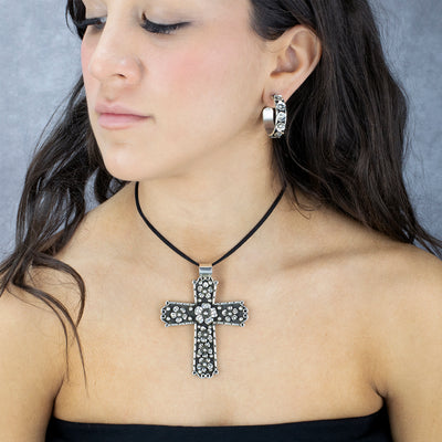 Divina Mexican Silver Cross Pendant