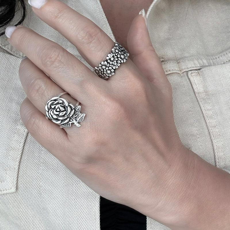 daisy cluster sterling silver band ring