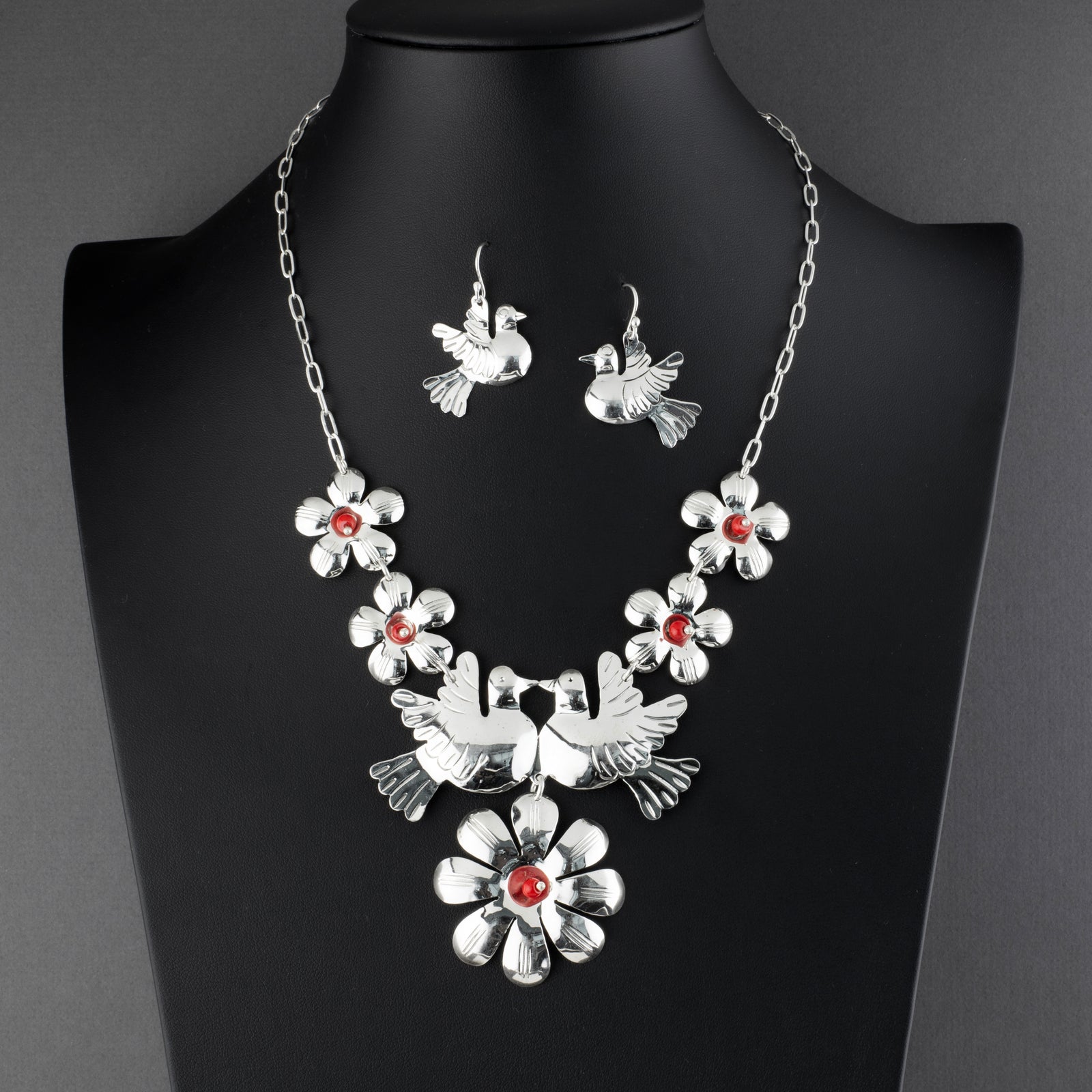 Lovebirds Set