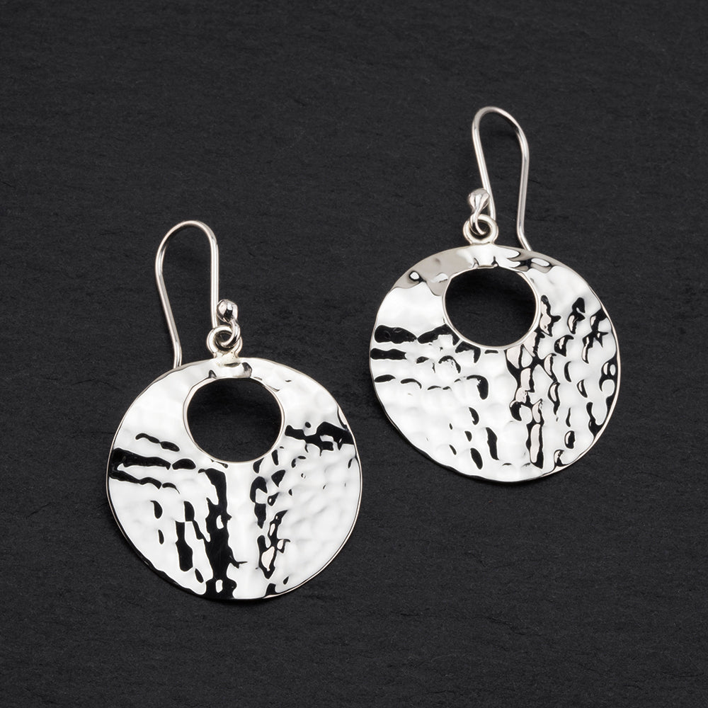 hammered silver circle dangle earrings