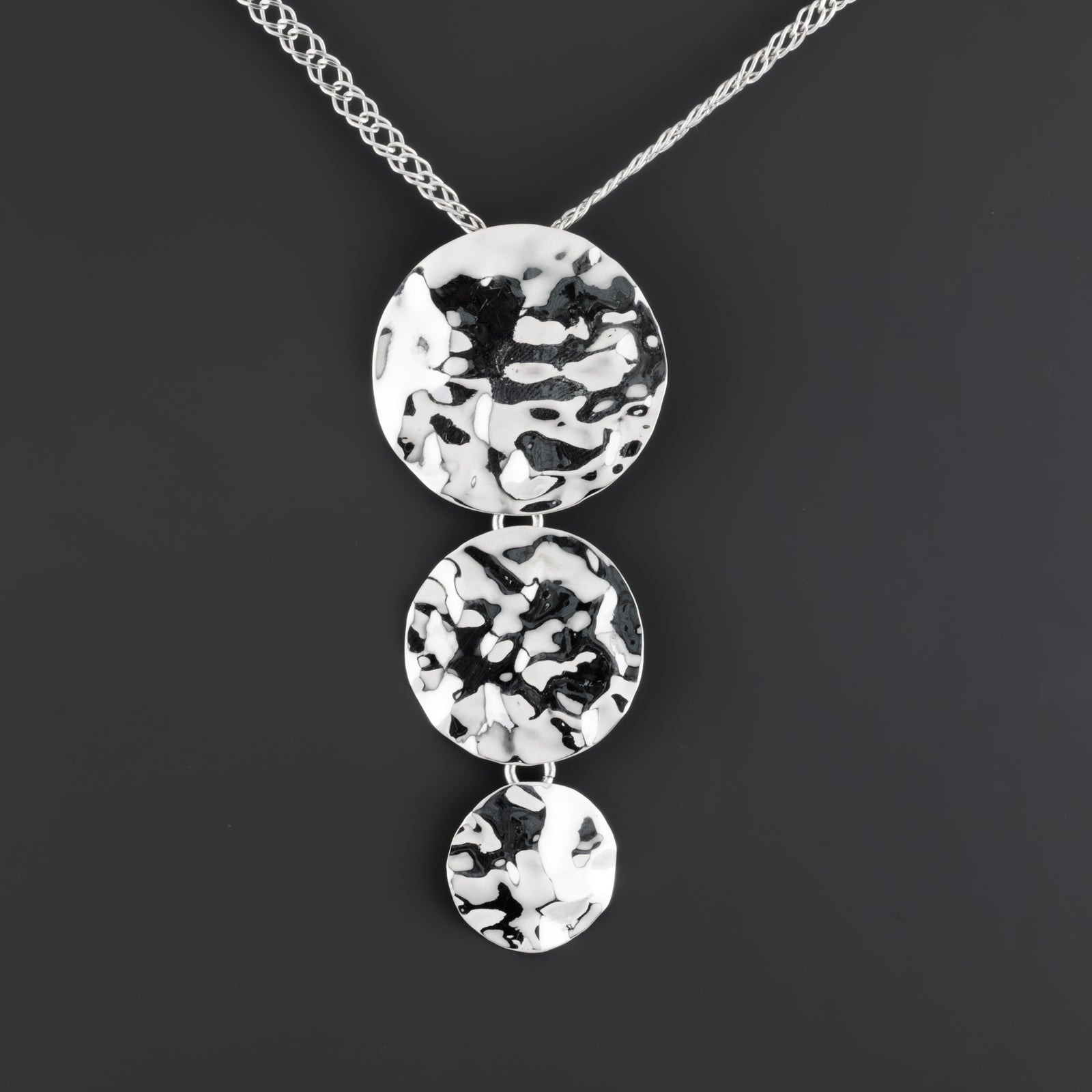 hammered triple disc pendant