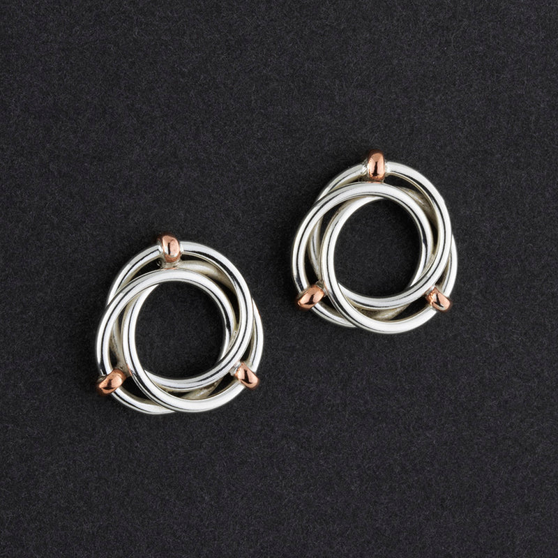 interlocking circles stud earrings