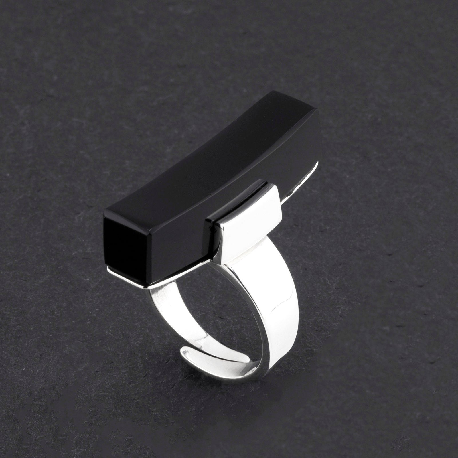 jet set black onyx statement ring