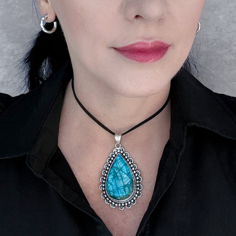 large labradorite teardrop pendant