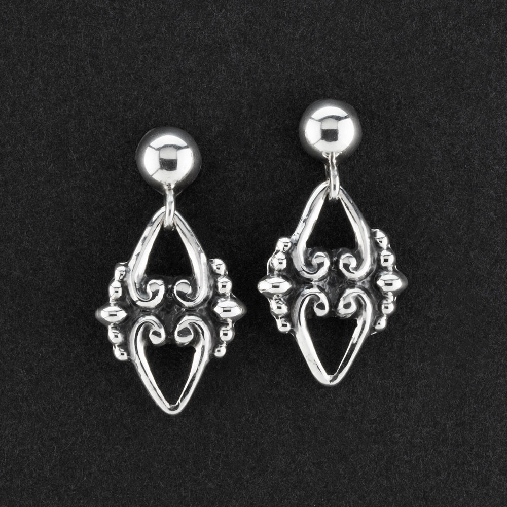lace of love Taxco silver earrings