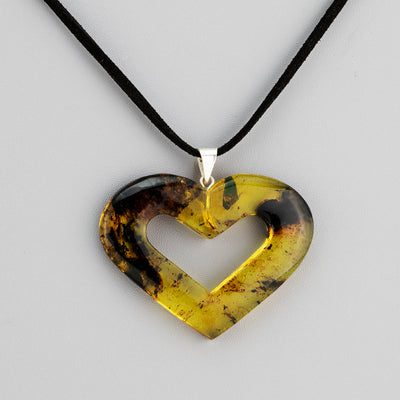 large amber heart pendant necklace