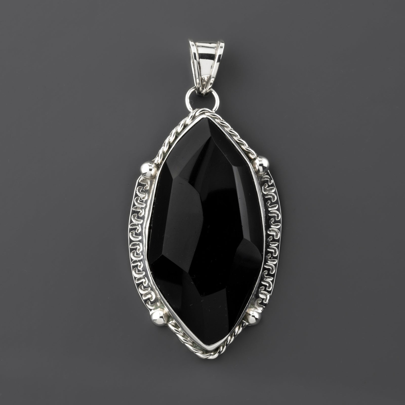 large black onyx pendant
