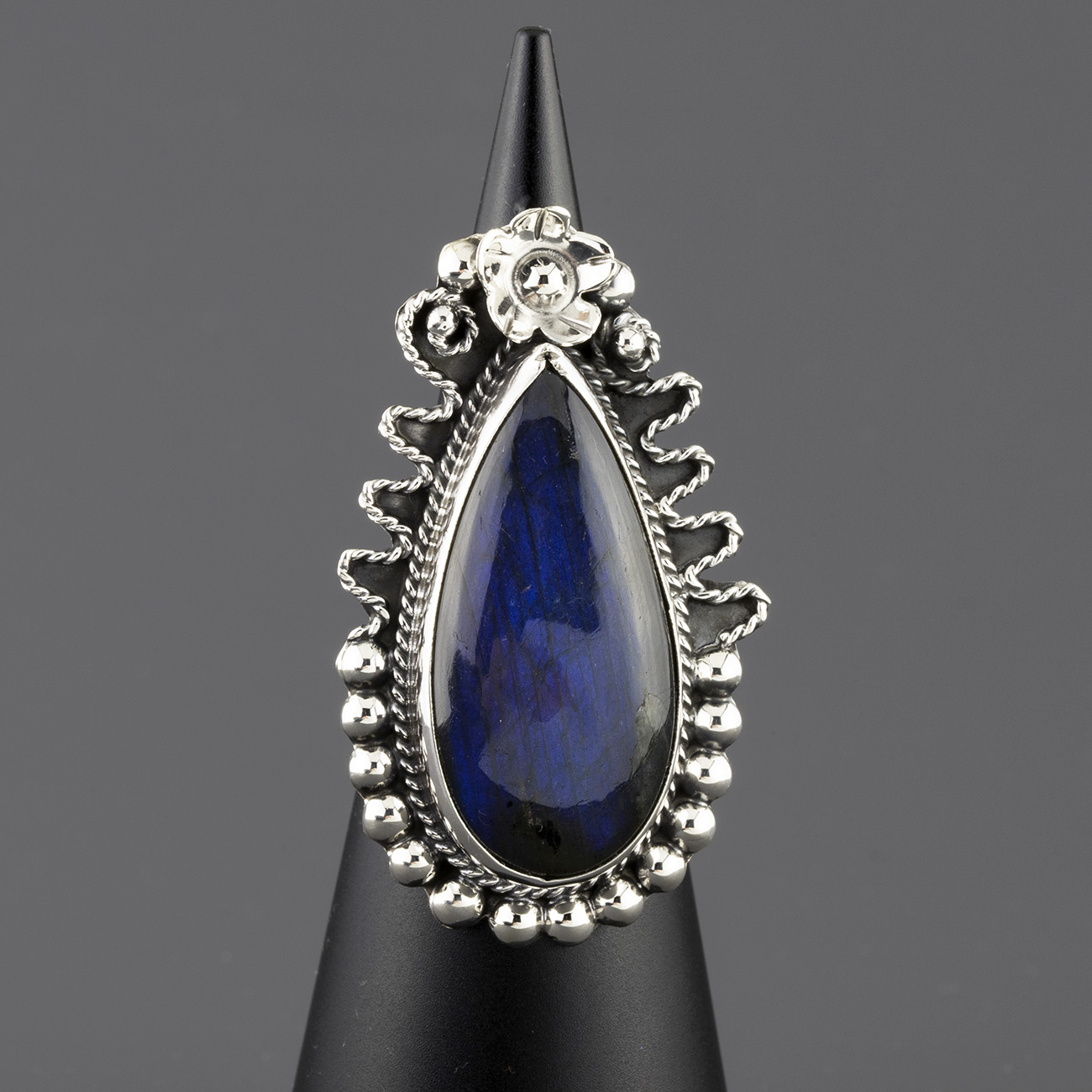 large sterling silver labradorite ring