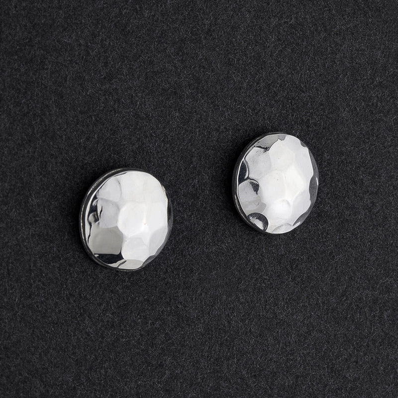 luna textura hammered silver stud earrings