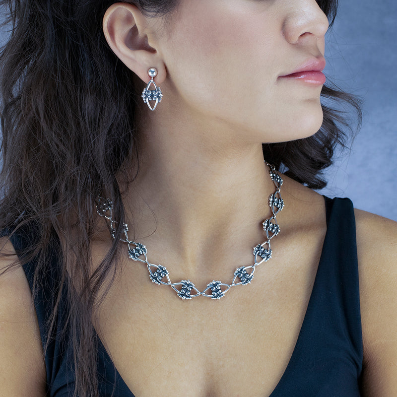 lace of love Taxco silver earrings