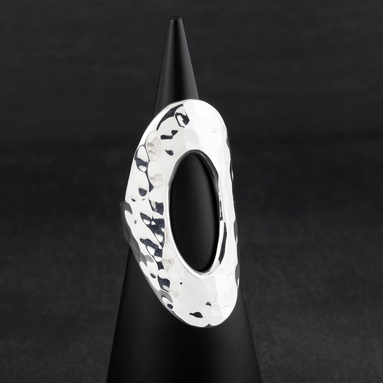 modern majewsty long hammered silver ring