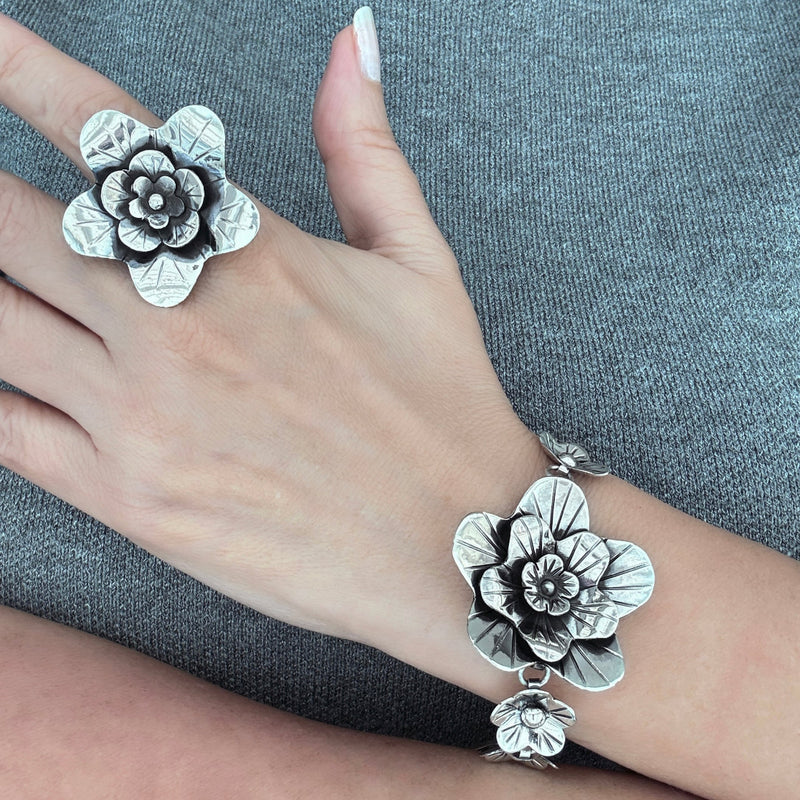 Taxco floral sterling silver bracelet