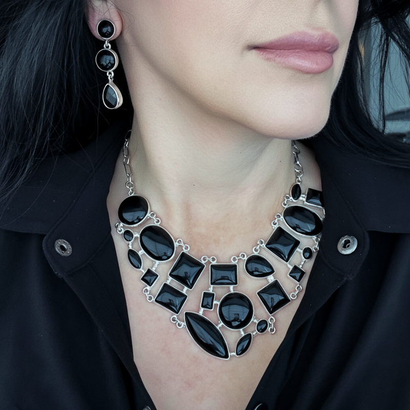 noir majesty black onyx statement necklace