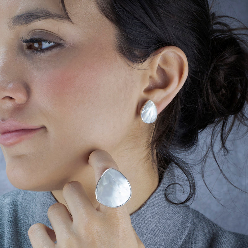 Mother of Pearl Teardrop Stud Earrings