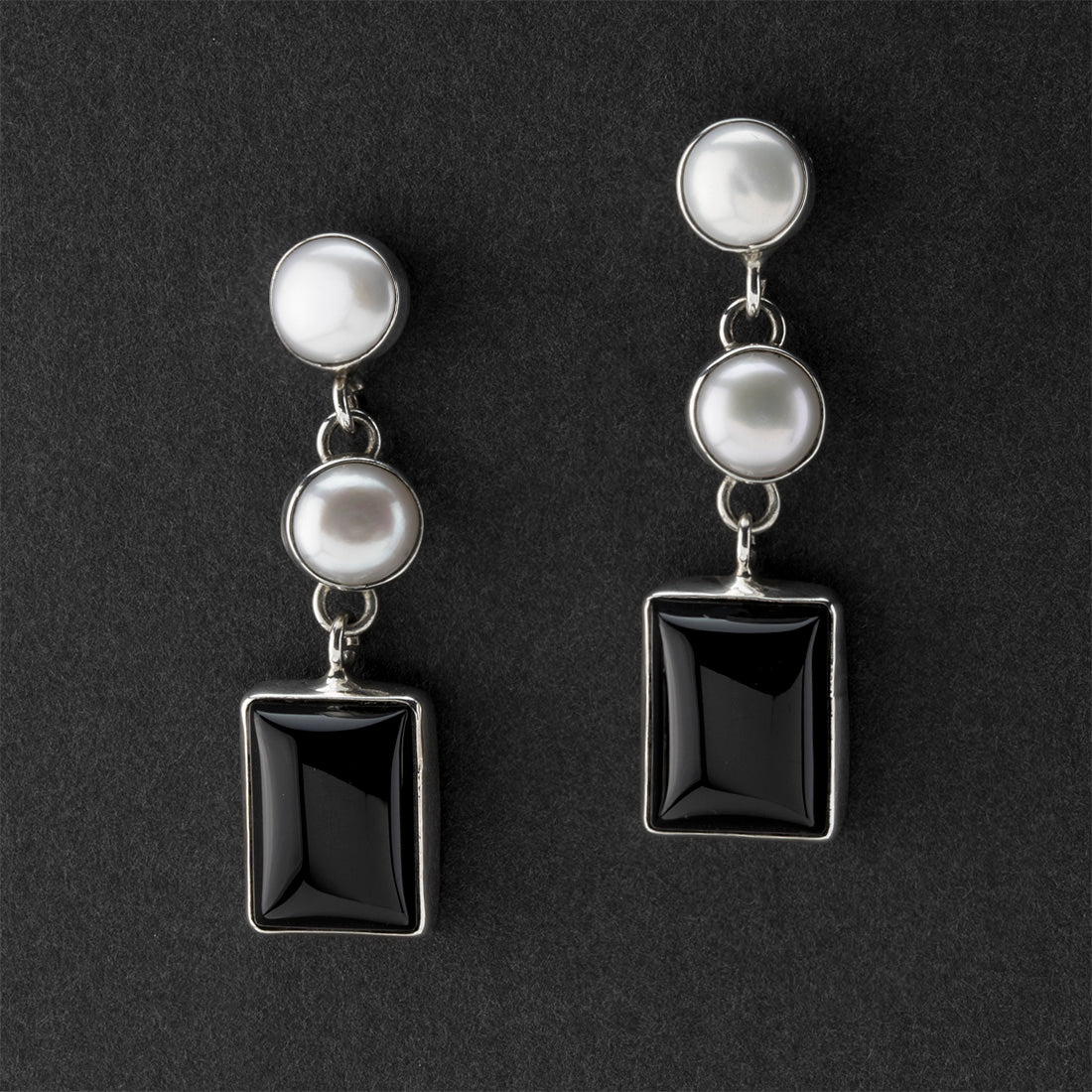 pearl and black onyx dangle earrings