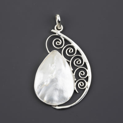 Pearl Swirl Pendant