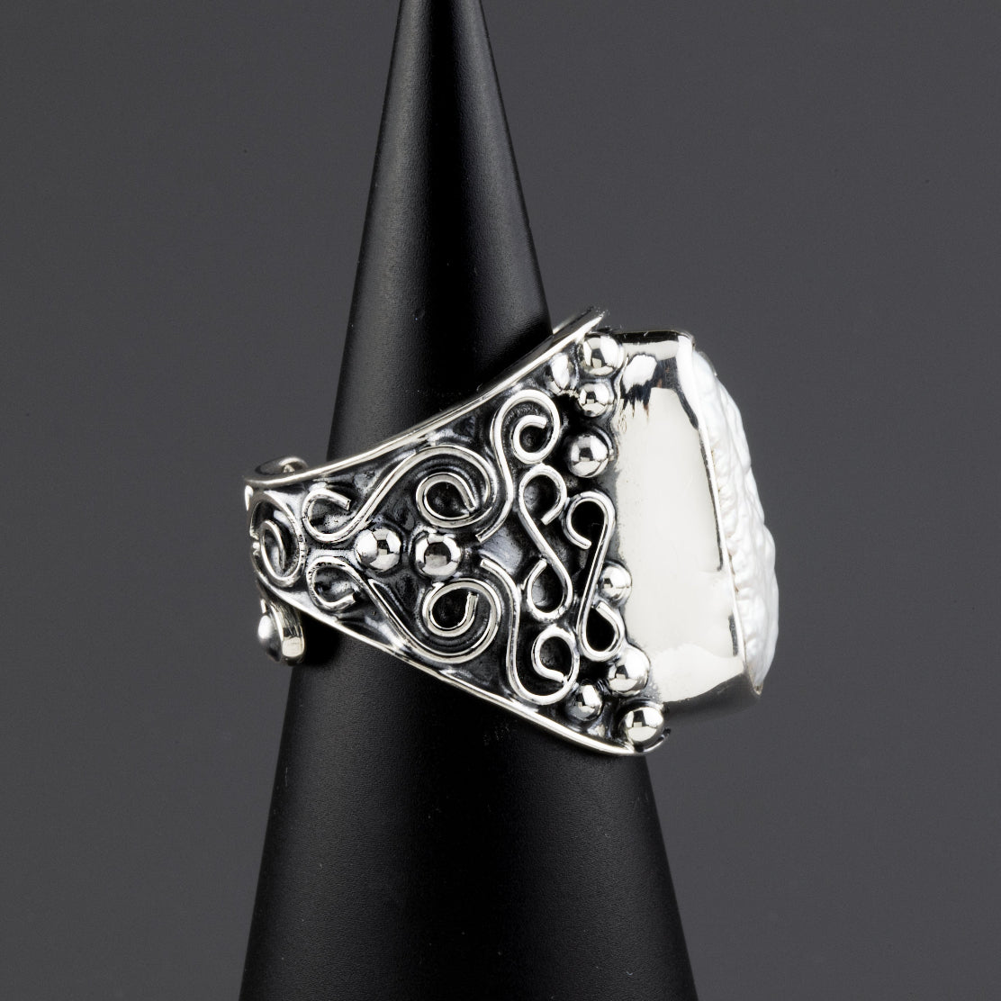 Luna Baroque Pearl Ring